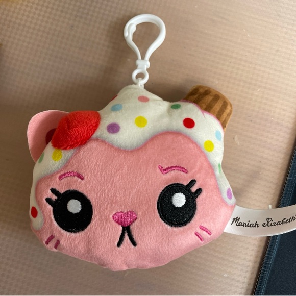 Moriah Elizabeth Plush Bag Clip Series One opened - Picture 12 of 13